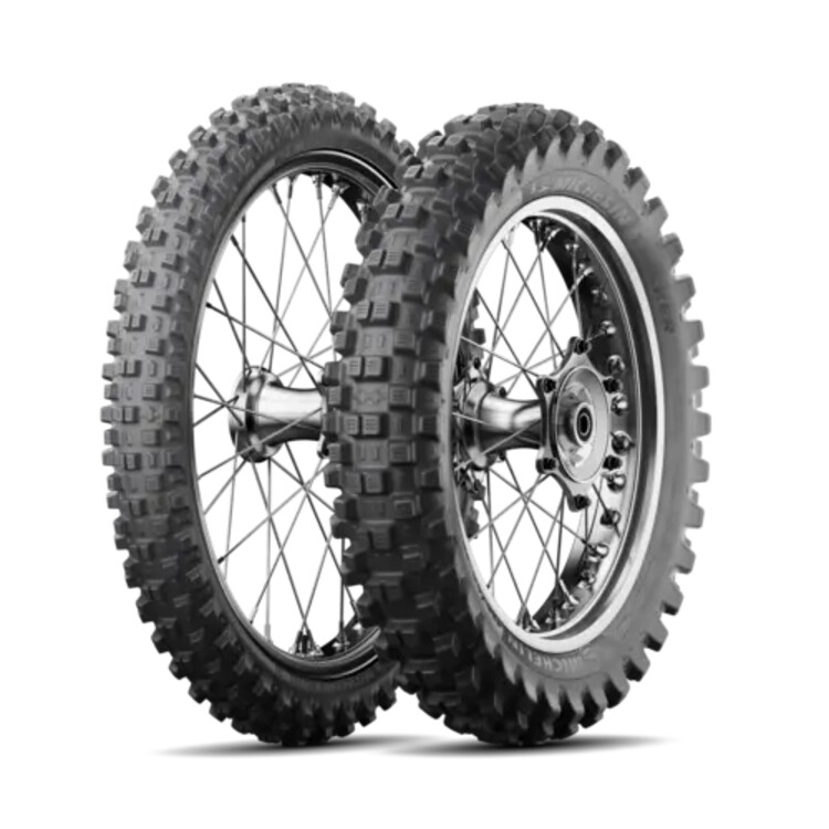PNEU 120/80 - 19 M/C 63R TRACKER R TT MICHELIN - Imagem Secundária 1